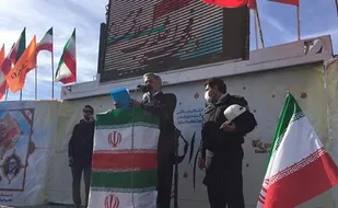 قطعنامه یوم الله ۲۲ بهمن در قم قرائت شد