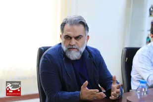 حضور جوانان بین تماشاگران نمایش حکم ولایت امیدوار کننده است