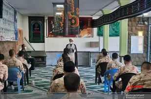 سربازان؛ دژ مستحکم نظام و مایه امنیت کشورند