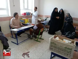 پزشکان جهادی در خط مقدم خدمت به مردم روستای کم برخوردار &laquo;کارغش&raquo; فریمان