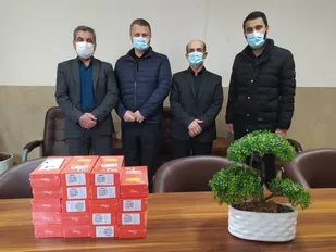 اهدا ۱۹ گوشی هوشمند به دانش آموزان نیازمند شاهرود