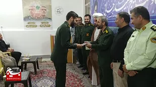 مراسم تکریم و معارفه فرمانده حوزه مقاومت بسیج پنج شهید رجایی برگزار شد