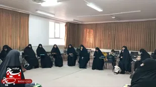 باید در راستای تربیت نوجوان تأثیرگذار تلاش کرد