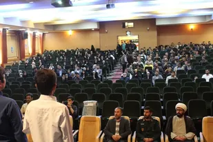 نشست بصیرتی خانوادگی گردان با حضور فرمانده لشکر14امام حسین(علیه السلام)