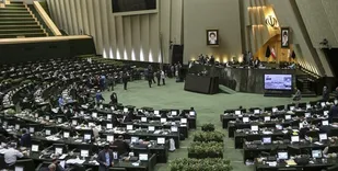 بیانات رهبر انقلاب بار ما را در مجلس انقلابی سنگین&zwnj;تر کرد
