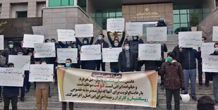 تجمع دانشجویان در اعتراض به نابسمانی&zwnj;های بازار مسکن | انتقاد به عملکرد &laquo;عباس آخوندی&raquo;