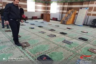 توزیع ۶۰ کیف و لوازم التحریر در بین دانش آموزان مستعد و نيازمند حاشیه شهر زاهدان
