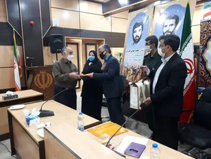 تقدیر از خانواده شهدای فرهنگی عملیات مرصاد شاهرود