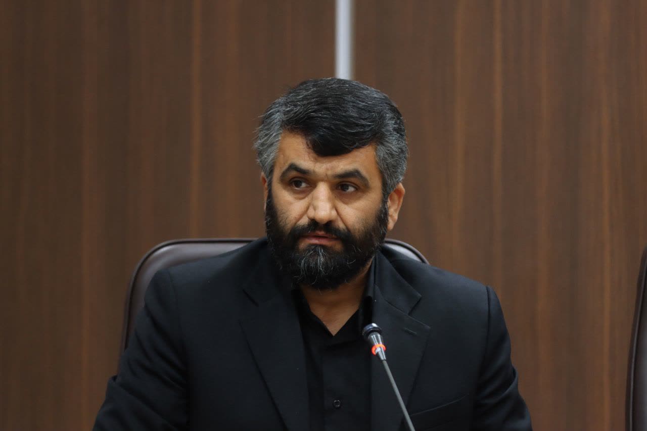 مکتب شهید میرزا کوچک جنگلی و شهید سلیمانی مکتبی راهبردی است که باید با استفاده از ظرفیت رسانه تبیین و تثبیت شود