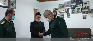 تا وقتی فرهنگ شهادت در جامعه حاکم باشد دشمن فکر تجاوز را به خود راه نمی&zwnj;دهد