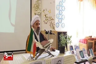 جهاد تبیین یکی از مهم&zwnj;ترین وظایف طلاب است