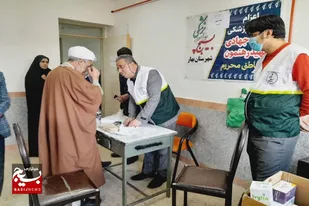 فعالیت گروه جهادی شهید سلیمانی صالح&zwnj;آباد در روستای حسین&zwnj;آباد
