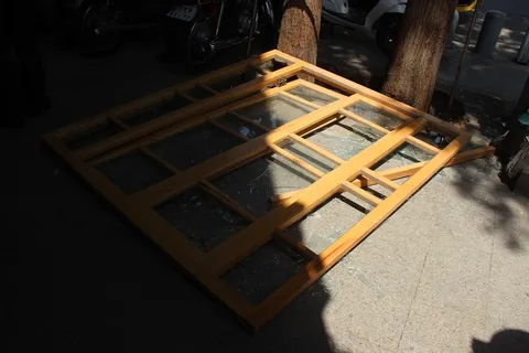 سقوط نماسازی خیابان ناصر خسرو