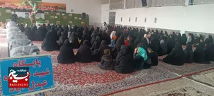 جشن انقلاب در عبدل&zwnj;&zwnj;آباد مه&zwnj;ولات برگزار شد