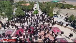 برگزاری آئین عزاداری و برپایی نماز ظهر عاشورا در مرقد شیخ کلینی بخش فشافویه