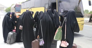 75 دانش آموز پایه یازدهم به مشهد مقدس اعزام شدند