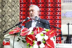 آموزش باید نماد آداب، رسوم و باورهای ملی باشد