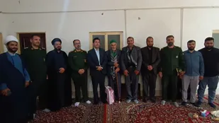 دیدار مسوولان شهرستان میامی با خانواده شهید+عکس