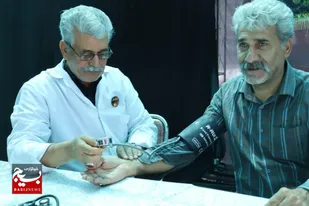 خدمت&zwnj;رسانی موکب شهدای شاهنامه به زائران امام رضا (ع) از قاب دوربین