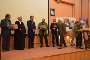 تجلیل از رزمندگان و پیشکسوتان عرصه ایثار و شهادت در میبد
