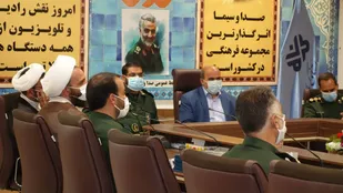 اصل عملیات روانی دشمن گرفتن شجاعت از مردم است