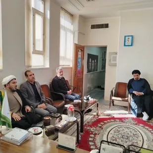 دیدار مسئول دفتر نمایندگی ولی&zwnj;فقیه در ناحیه مقاومت بسیج شهرضا با امام جمعه و مسئول اداره تبلیغات اسلامی شهرستان