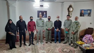 دیدار بسیجیان اداره حفاظت محیط زیست شاهرود با خانواده شهدا+ تصاویر
