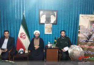 بسیجیان شبستر با امام جمعه این شهر دیدار کردند