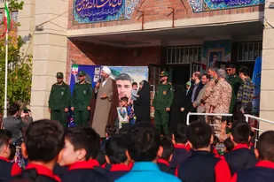 نخستین گام فرزند شهید مهدی مزینانیان در مسیر علم با عطر یاد پدر