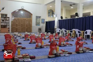 آماده سازی و پخش 40 بسته معیشتی در بین ولی نعمتان