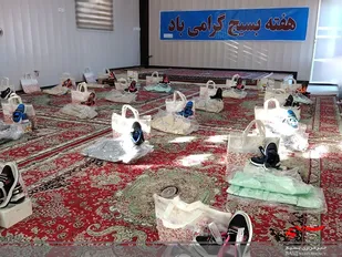 اهدای بسته کمک معیشتی و بهداشتی به دانش آموزان
