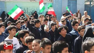 نواختن زنگ &laquo;مقاومت&raquo; با حضور فرمانده سپاه استان قم