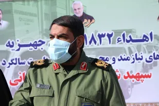 اهداء جهیزیه در راستای ترویج فرهنگ شهید سلیمانی در جامعه است