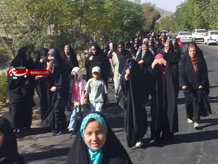 برگزاری مراسم پیاده&zwnj;روی خانوادگی در نراق