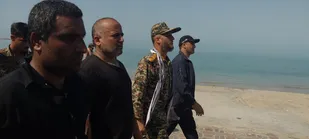 ساحل، میدان نشاط و همدلی؛ پیاده&zwnj;روی یک&zwnj;روزه بسیجیان حوزه ثارالله چابهار
