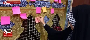 دختران تربت&zwnj;جامی در هم&zwnj;عهدی با امام مهربانی&zwnj;ها، دلنوشته&zwnj;یشان را به ضریح دل&zwnj;ها گِره زدند+فیلم و تصاویر