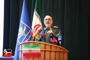 سوم خرداد، یوم الله جاودان در ایران است/ شاهد عقب نشینی دشمن از سرزمین های اشغالی و ناکامی آمریکا هستیم