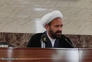 سپاه، مالک اشتر و مطیع امر رهبری است