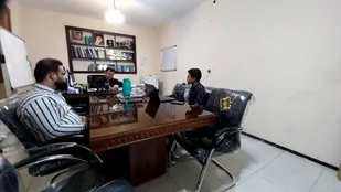 ساخت نمونه اولیه &laquo;سامانه کنترل پارامترهای محیطی سوله دام&raquo; مخترع خوزستانی