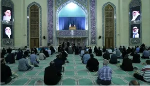 اقدام عملی مسئولان برای حل مشکلات اقتصادی ضرورت دارد