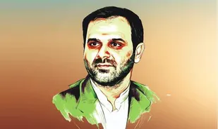 "دکترکاظمی آشتیانی" که بود، که حضرت آقا از او نام بردند و خواستند از دانش آموزان نظرخواهی کنیم تا ببینیم او را بیشتر می شناسند یا "رونالدو" را؟
