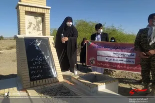 غبار روبی مزار شهید پرندر در شهر نگور چابهار