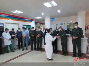 کار مدافعان سلامت به مثابه کار رزمندگان دفاع مقدس است