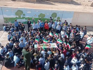 استقبال و تشیع پیکر مطهر شهید گمنام در مدارس زارچ