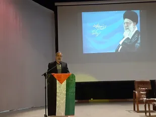 شب شعر "مقاومت" در کانون بسیج هنرمندان شهرستان فریمان، برگزار شد.