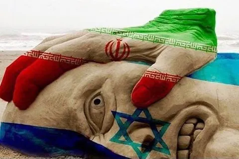قدرت نرم انقلاب اسلامی در آینده ای نزدیک دنیا را به قاره های مسلمان و استکبار ستیز تبدیل خواهد کرد/ برای ادامه راه پرافتخار انقلاب باید دست های پنهان داخلی را قطع کنیم