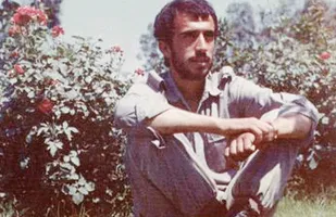 فرمانده&zwnj;ای متخصص و ورزشکاری محبوب و بااخلاق یعنی سردار شهید حسن غازی؛ بازیکن تیم فوتبال سپاهان بود که از شهرت چشم&zwnj;پوشی کرد و عازم جبهه شد.