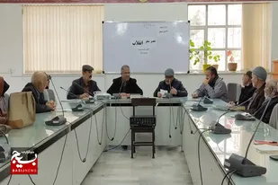 محفل شعر انقلاب در شهرستان ملایر برگزار شد