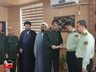 دیدار فرمانده و پرسنل سپاه ناحیه دشتستان با مجموعه فرماندهی نیروی انتظامی شهرستان
