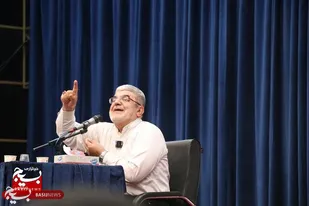 درگیری ما با آمریکا سر اعتقادات و بنیان های دینی مان است/بزرگ ترین ضعف دولت سوریه گرفتار شدن به فریب و نفوذ دشمن بود